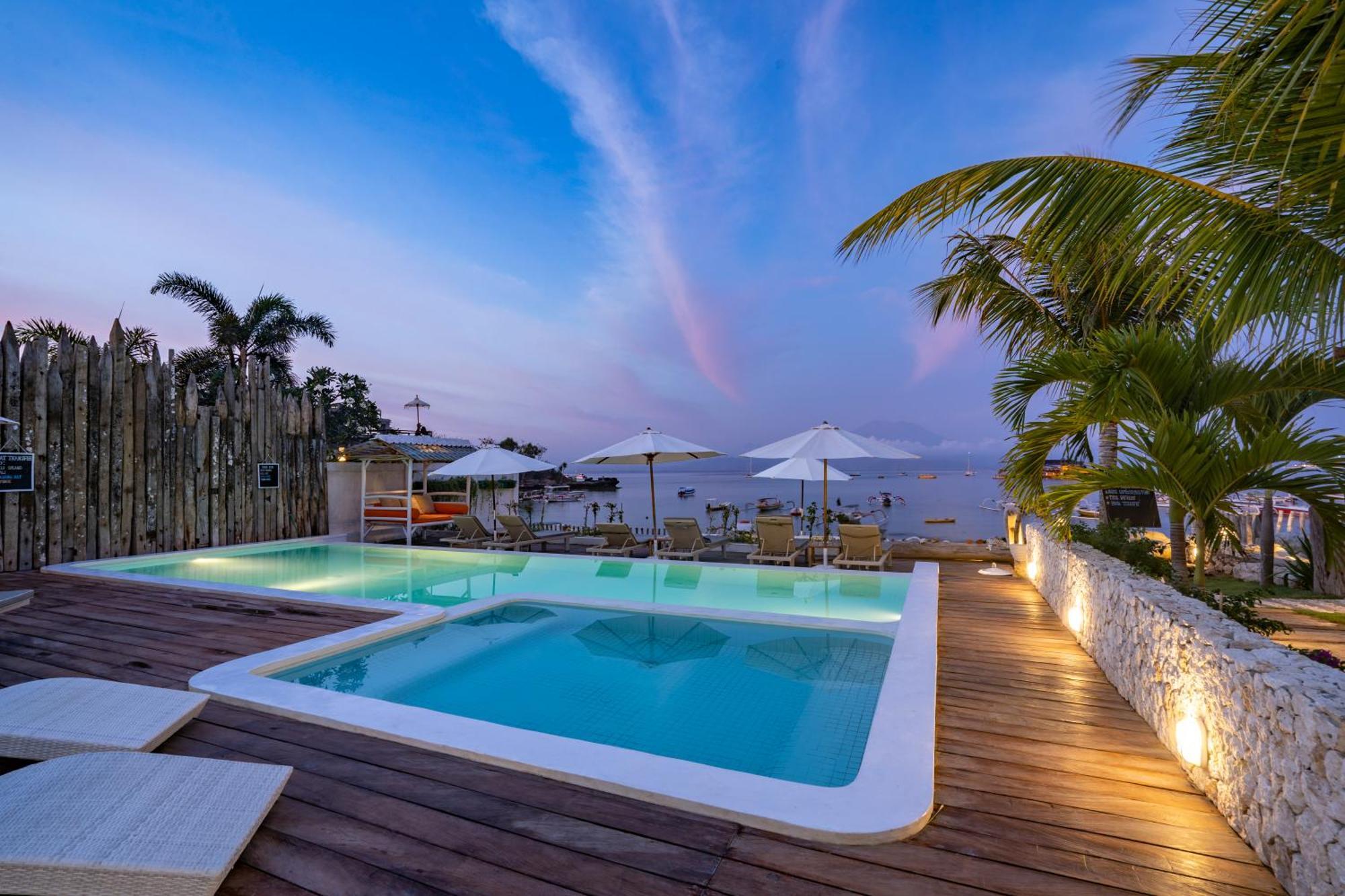 Paus Putih Hotel Lembongan Kültér fotó