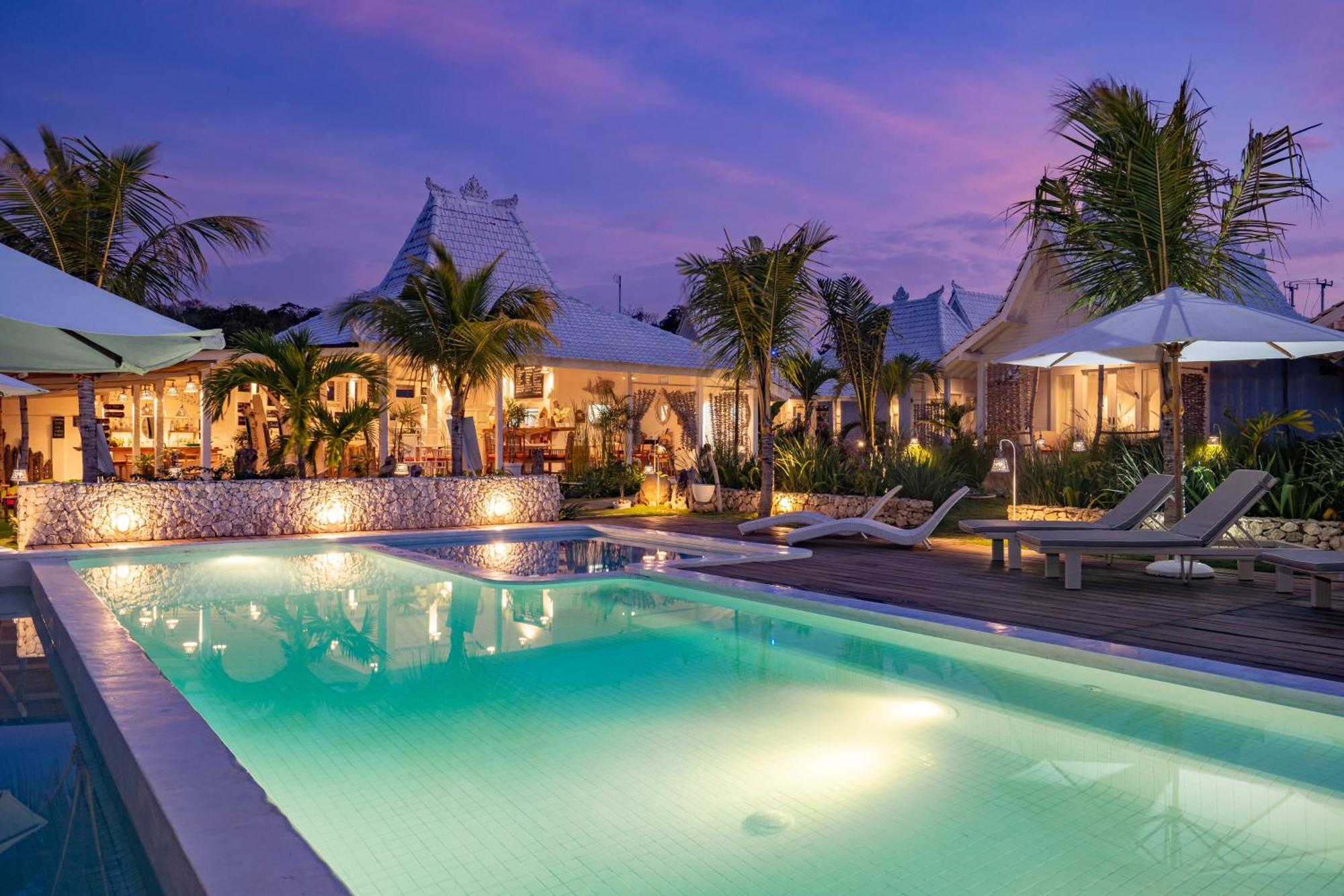 Paus Putih Hotel Lembongan Kültér fotó